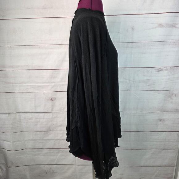We The Free Shirt Womens Small Black Long Sleeve Raw Hem Boho Draped Free People - Picture 4 of 13